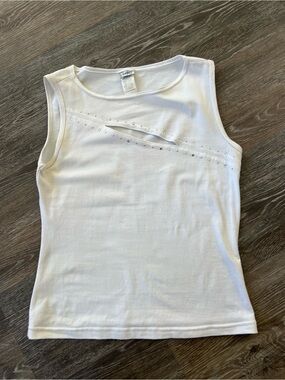 Cozy Casual White Tank Top with Diagonal Cutout and Studs